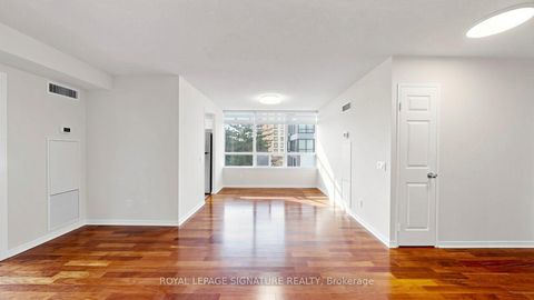 Photo 15 at 411 - 7 Bishop Avenue, Newtonbrook East, Toronto