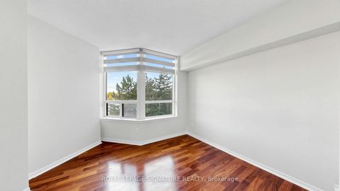 Photo 26 at 411 - 7 Bishop Avenue, Newtonbrook East, Toronto