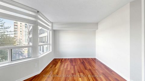 Photo 28 at 411 - 7 Bishop Avenue, Newtonbrook East, Toronto