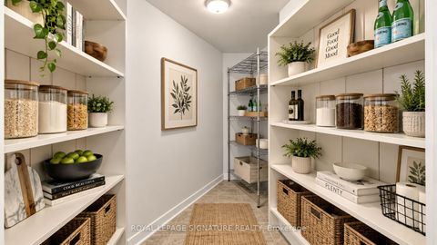Photo 31 at 411 - 7 Bishop Avenue, Newtonbrook East, Toronto