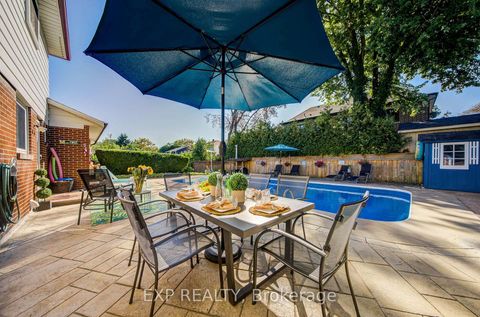 Photo 5 at 17 Rustywood Drive, Donalda, Toronto