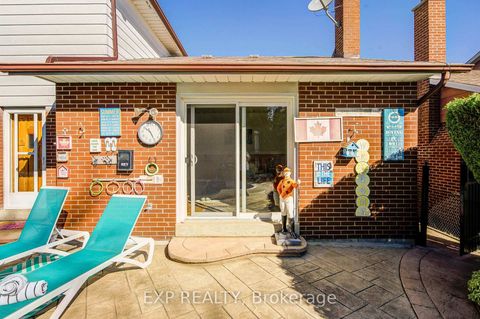Photo 40 at 17 Rustywood Drive, Donalda, Toronto