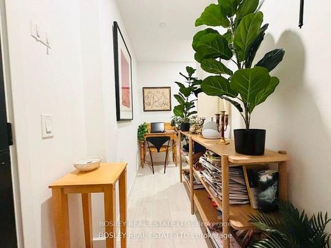 Photo 1 at 708 - 505 Richmond Street W, Waterfront Communities C1, Toronto