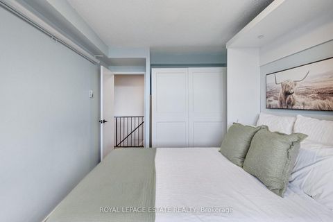 Photo 15 at 311 - 1071 Woodbine Avenue, Lumsden, Toronto