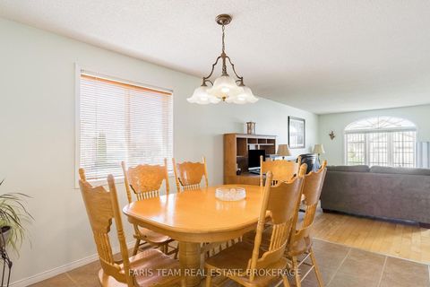 Photo 10 at 57 Wessenger Drive, Holly, Barrie