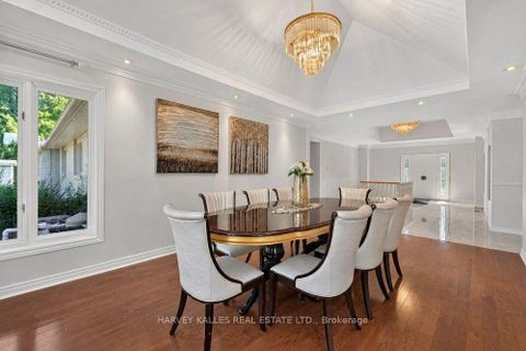 Photo 6 at 28 Putting Green Crescent, Kleinburg, Vaughan