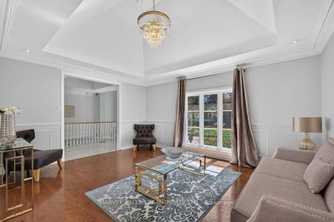Photo 11 at 28 Putting Green Crescent, Kleinburg, Vaughan