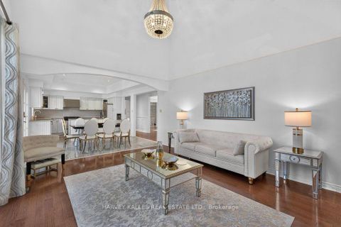 Photo 19 at 28 Putting Green Crescent, Kleinburg, Vaughan
