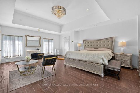 Photo 21 at 28 Putting Green Crescent, Kleinburg, Vaughan