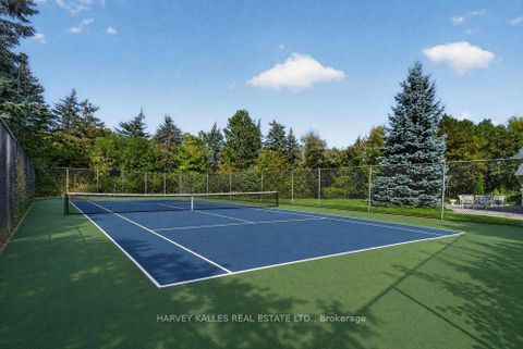 Photo 43 at 28 Putting Green Crescent, Kleinburg, Vaughan