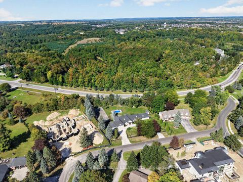 Photo 44 at 28 Putting Green Crescent, Kleinburg, Vaughan