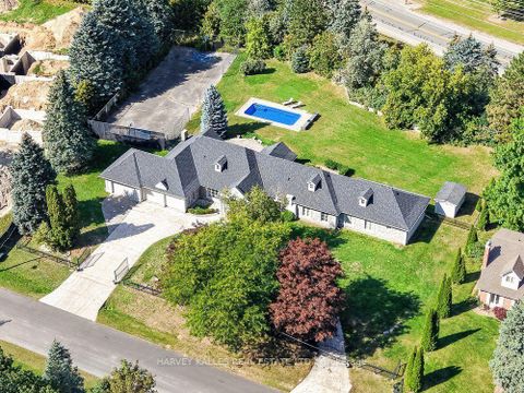 Photo 46 at 28 Putting Green Crescent, Kleinburg, Vaughan