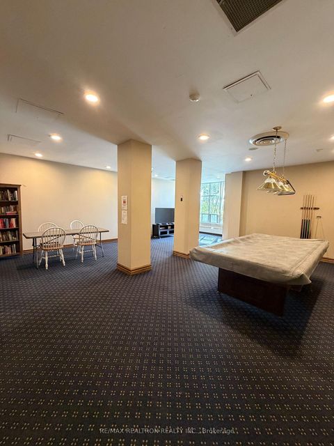 Photo 12 at 120 - 1720 Eglinton Avenue E, Victoria Village, Toronto