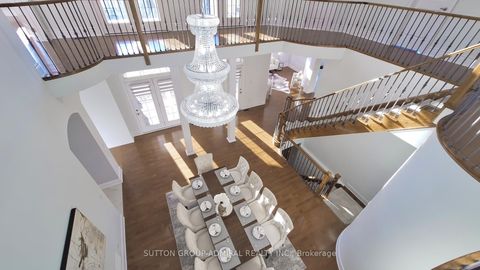 Photo 7 at 100 Virtue Crescent, Vellore Village, Vaughan