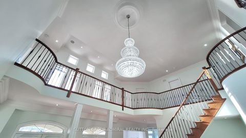 Photo 8 at 100 Virtue Crescent, Vellore Village, Vaughan