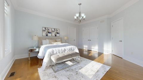 Photo 26 at 100 Virtue Crescent, Vellore Village, Vaughan