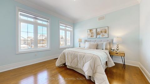 Photo 28 at 100 Virtue Crescent, Vellore Village, Vaughan