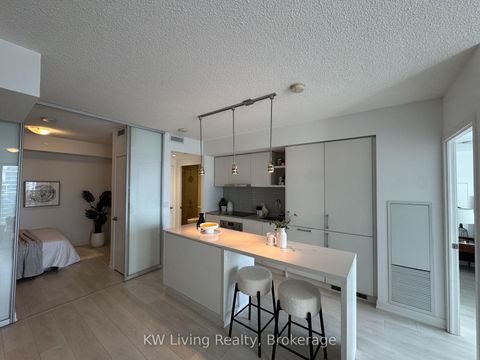 Photo 2 at 5006 - 100 Harbour Street, Waterfront Communities C1, Toronto