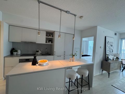 Photo 3 at 5006 - 100 Harbour Street, Waterfront Communities C1, Toronto