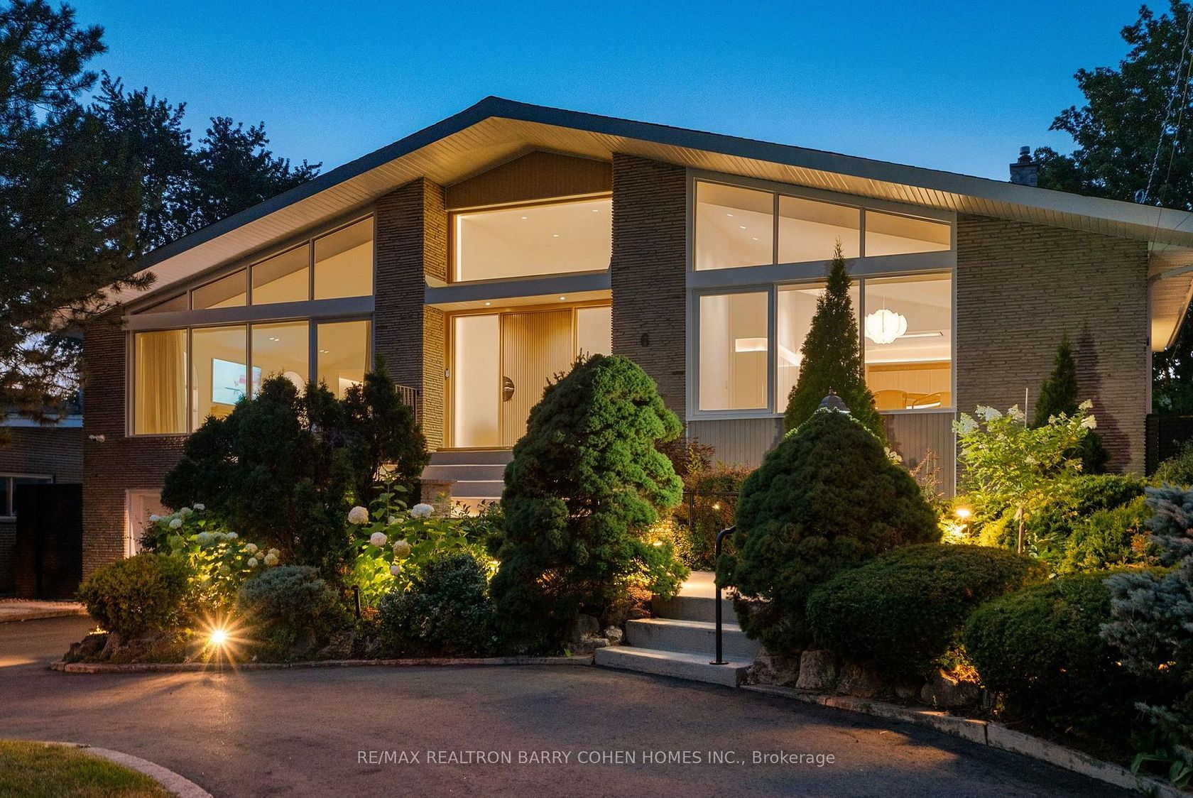 6 Denmark Crescent, Branson, Toronto 