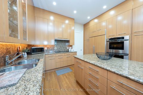 Photo 8 at 303 - 1 POST Road, York Mills, Toronto