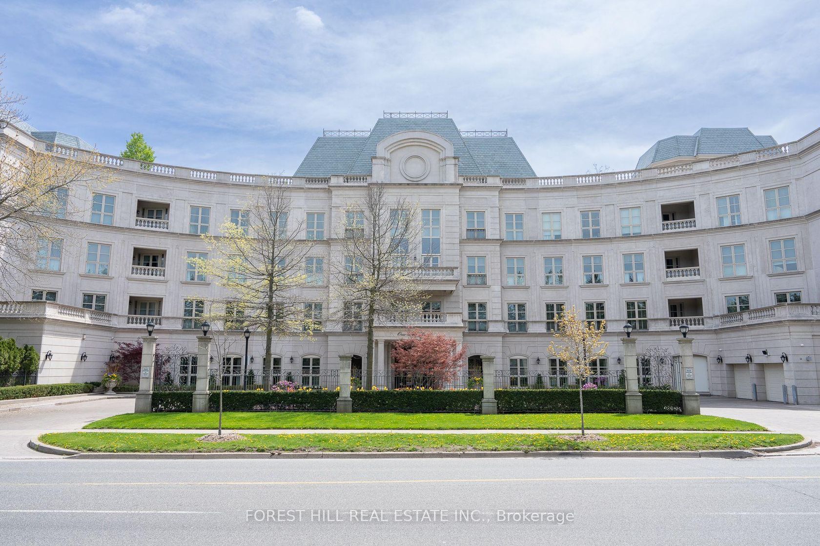 303 - 1 POST Road, York Mills, Toronto 