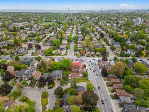 Photo 39 at 2 Four Oaks Gate, East York, Toronto