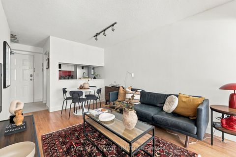 Photo 9 at 313 - 222 The Esplanade, Waterfront Communities C8, Toronto
