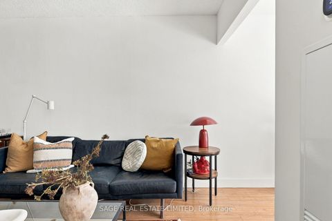 Photo 12 at 313 - 222 The Esplanade, Waterfront Communities C8, Toronto