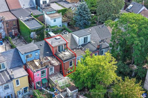 Photo 18 at 14 Kensington Place, Chinatown, Toronto
