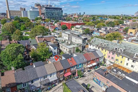 Photo 19 at 14 Kensington Place, Chinatown, Toronto