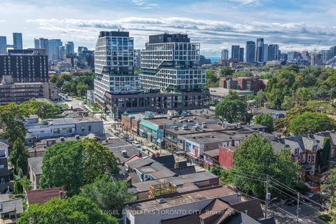Photo 22 at 14 Kensington Place, Chinatown, Toronto