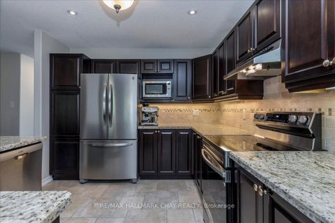 Photo 4 at 974 Booth Avenue, Alcona, Innisfil