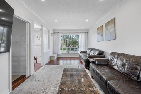 Photo 8 at 3 Charity Road, Kennedy Park, Toronto
