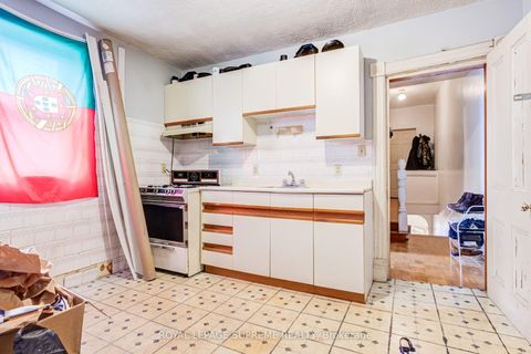 Photo 33 at 259 Brock Avenue, Little Portugal, Toronto