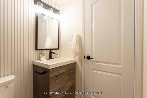 Photo 9 at 421 - 12 Douro Street, Niagara, Toronto