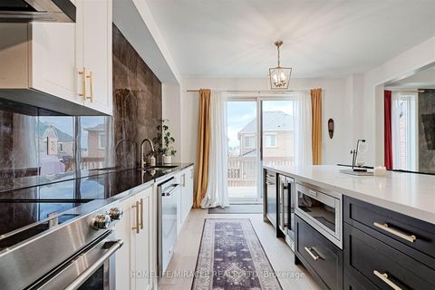 Photo 11 at 50 Chorus Crescent, Kleinburg, Vaughan