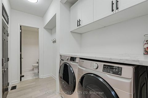 Photo 25 at 50 Chorus Crescent, Kleinburg, Vaughan