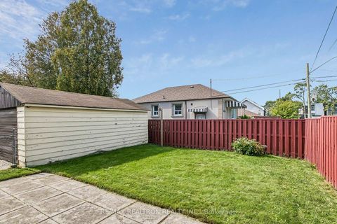 Photo 24 at 96 Commonwealth Avenue, Kennedy Park, Toronto