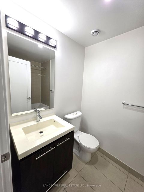 Photo 13 at 906 - 25 Broadway Avenue, Mount Pleasant West, Toronto
