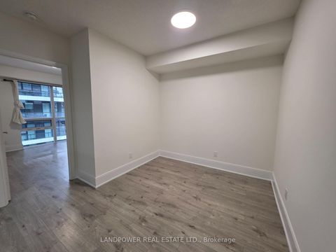 Photo 27 at 906 - 25 Broadway Avenue, Mount Pleasant West, Toronto