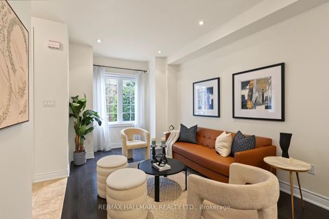 Photo 5 at 3 Flook Lane, Willowdale West, Toronto