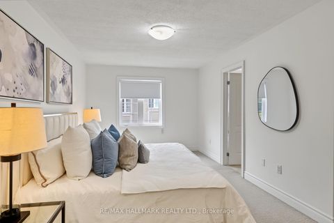 Photo 26 at 3 Flook Lane, Willowdale West, Toronto