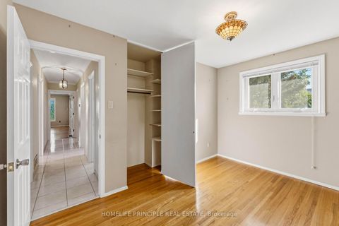 Photo 19 at 7 Checkers Court, Black Creek, Toronto