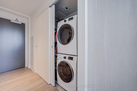 Photo 41 at 2403 - 8 CUMBERLAND Street, Annex, Toronto