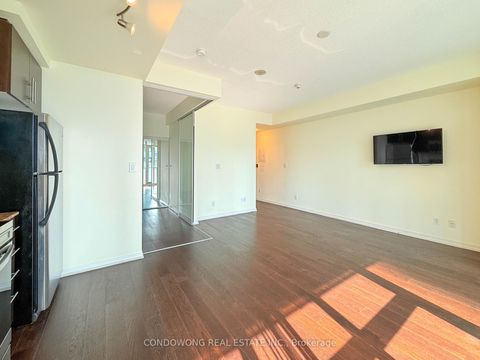 Photo 7 at 2611 - 55 Bremner Boulevard, Waterfront Communities C1, Toronto
