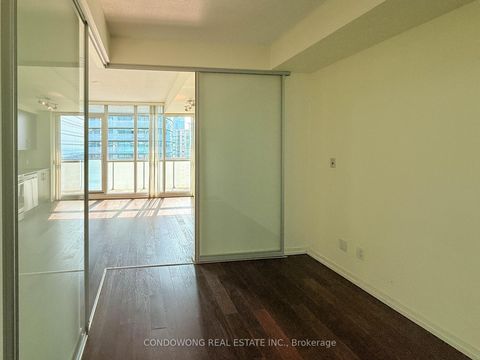Photo 11 at 2611 - 55 Bremner Boulevard, Waterfront Communities C1, Toronto