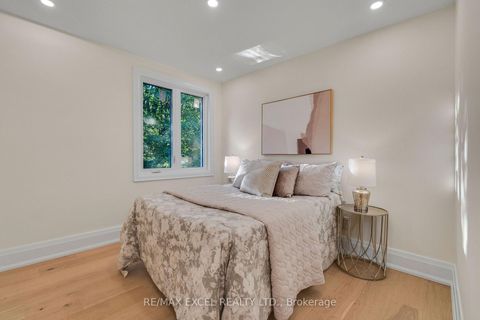 Photo 20 at 599 Conacher Drive, Newtonbrook East, Toronto