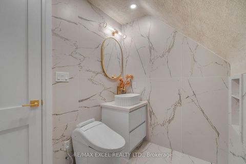 Photo 21 at 599 Conacher Drive, Newtonbrook East, Toronto