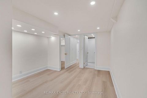 Photo 33 at 599 Conacher Drive, Newtonbrook East, Toronto